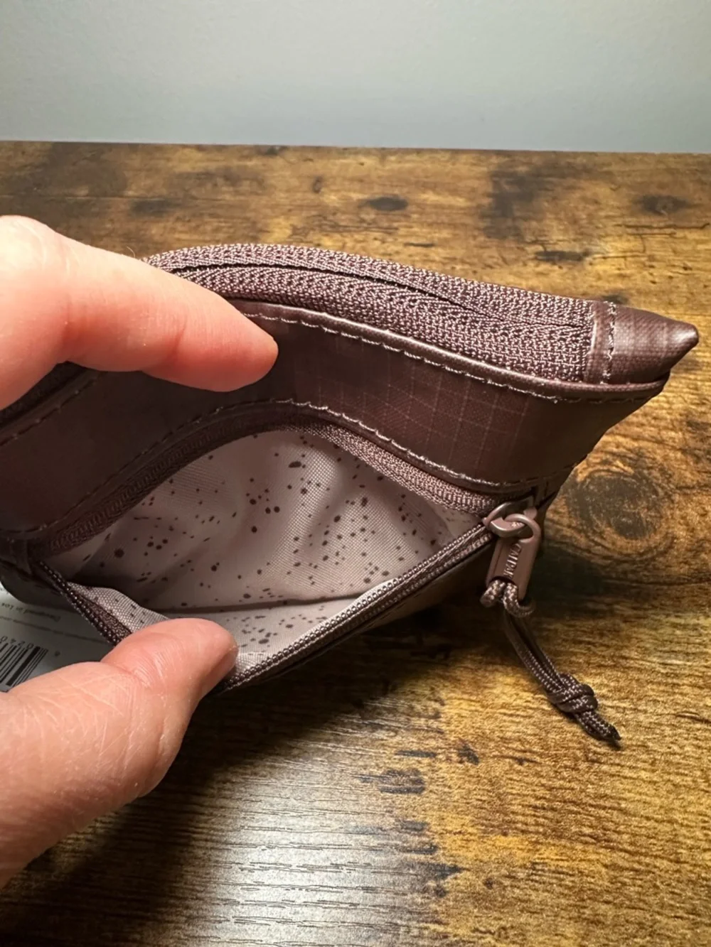 Terra Clippable Card Pouch in Walnut